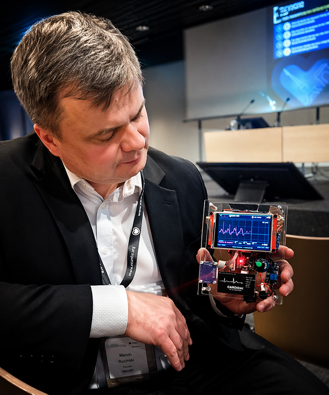 CardioAI – symulator EKG online